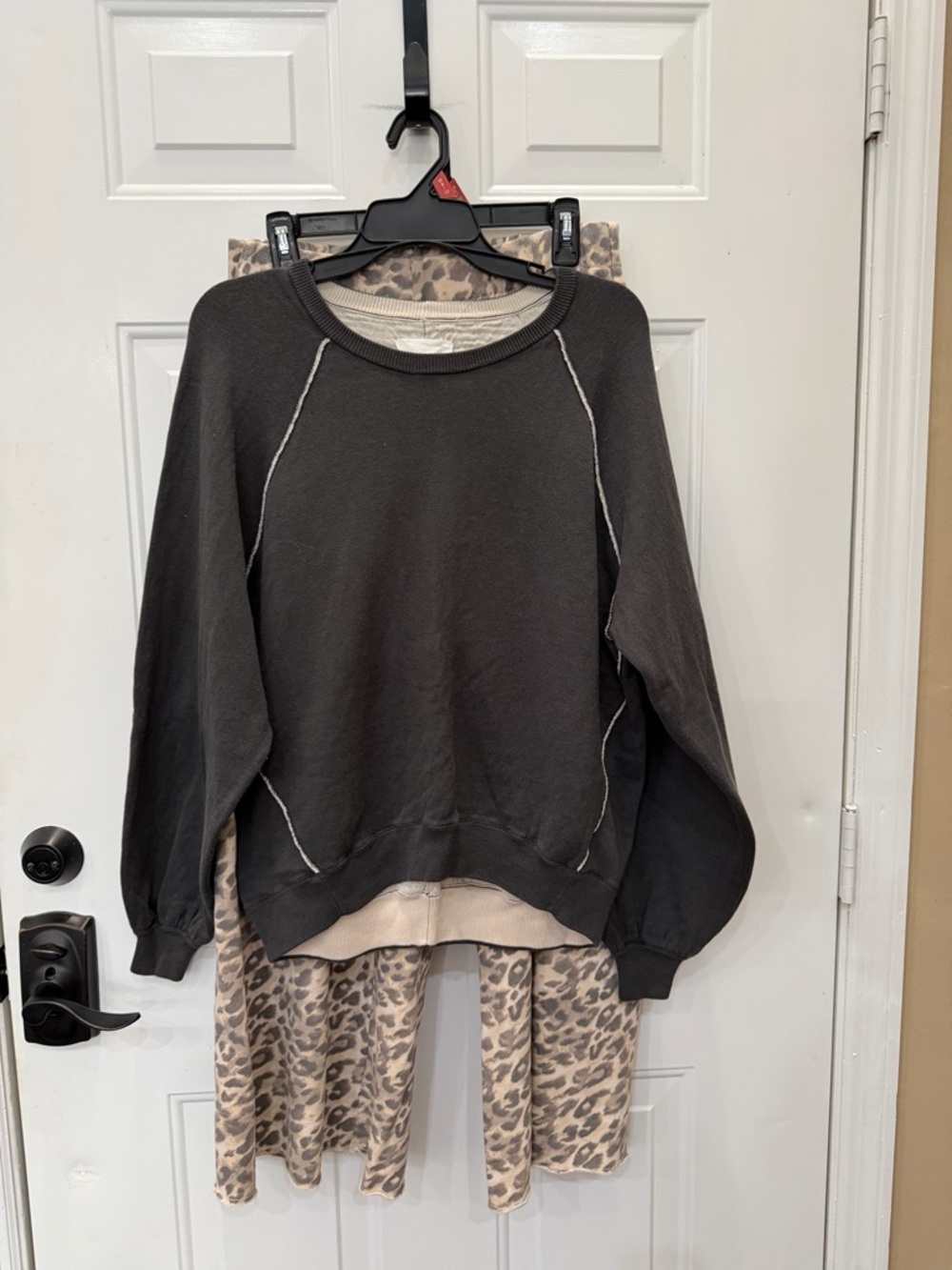 aerie charcoal gray crewneck sweatshirt